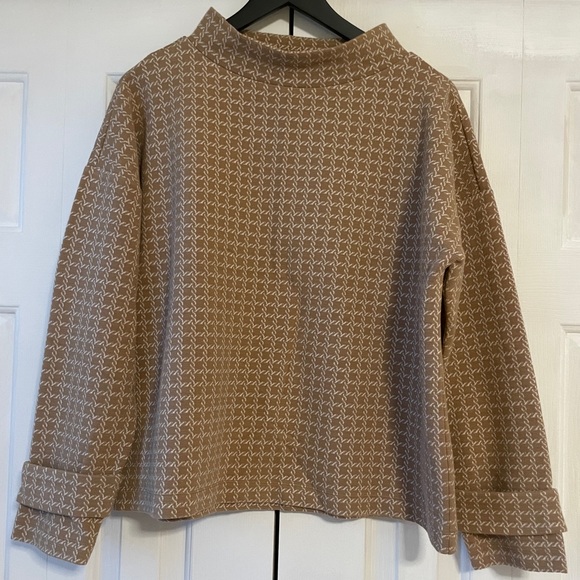 Ann Taylor Geo Mock Neck Top - Picture 2 of 5